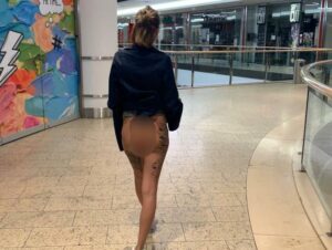 LilliePrivat Porno Video: CREMPIE WALK im Einkaufcenter! Zum nächsten Stecher